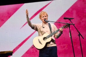 Artistas abandonam turnê de Ed Sheeran em apoio a rapper que gritou ‘Palestina livre!’