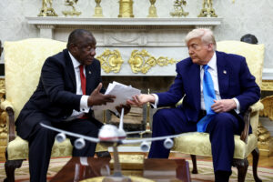 Trump ordena sanções contra África do Sul por políticas de discriminação racial