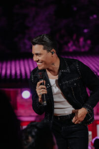 Felipe Araújo lança ‘Desgramou’ e inaugura novo DVD gravado em Barretos