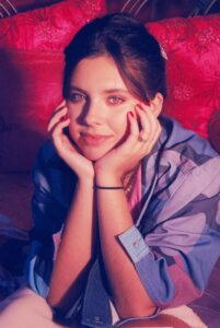 Flor Gil estreia nos palcos em musical de ‘Confissões de Adolescente’ e herança de Gilberto Gil brilha