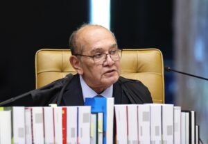 Gilmar Mendes denuncia que ‘pixuleco’ de Mendonça favorece Flávio Bolsonaro no STF