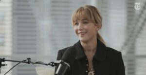 Jennifer Lawrence estreia no Instagram com regra de ouro: ‘Nada de negatividade’
