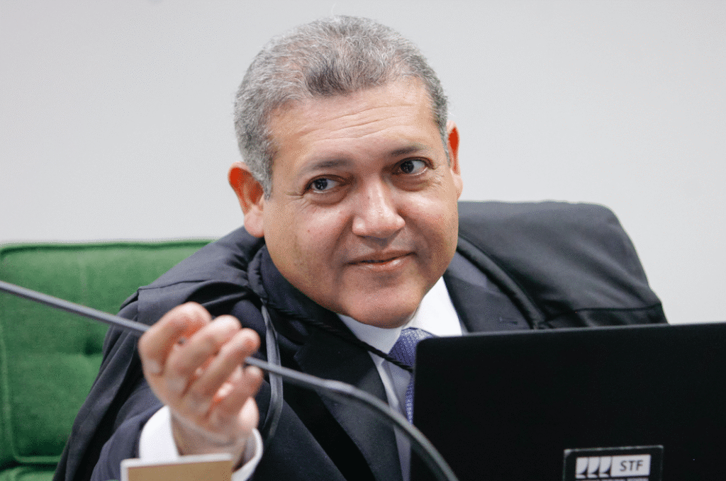 Pagamentos a filho de Nunes Marques coincidem com votos favoráveis ao Banco Master, aponta investigação