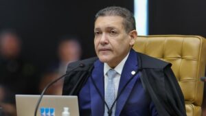 PF investiga se banqueiro financiou estadia de ministro do STF em mansão de R$ 250 milhões