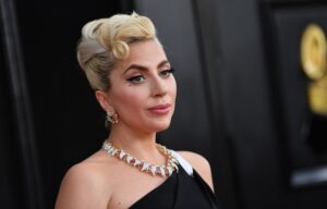 Lady Gaga pode ter se casado secretamente e amigos estão achando ela ‘desaparecida’
