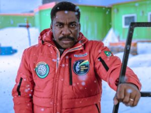Lázaro Ramos revela como foi gravar filme sobre neve em pleno Rio de Janeiro