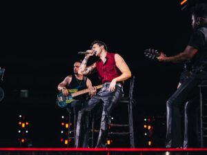 Luan Santana arrasa e reúne mais de 40 mil pessoas em show épico