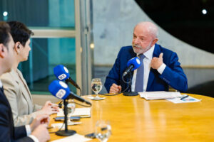 Lula defende reforma no Judiciário e acusa Mendonça de vazamento em novo discurso