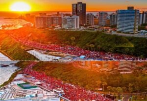Lula lota Salvador com 200 mil pessoas em comício épico: ‘Nosso quarto mandato será de grandes investimentos’