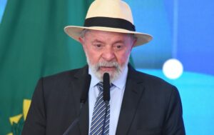 Lula cobra investigação de ministros do STF no caso Banco Master