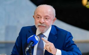 Lula cobra reforma profunda no STF e pressiona Fachin para ‘abrir tudo’