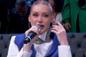 Marina Ruy Barbosa se emociona emoção em homenagem inesperada dos sobrinhos ao vivo
