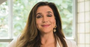 Marisa Orth choca aos 62 anos ao estrelar vídeo sensual com homem mais jovem