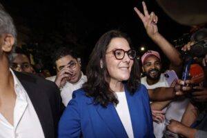 Rei Mohammed VI nomeia Fatima Ezzahra El Mansouri como primeira mulher a chefiar governo do Marrocos