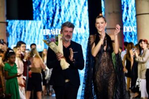 Metrópoles Catwalk: Ellen Milgrau, Renata Kuerten e Gianne Albertoni brilham no 4º dia