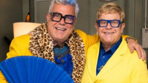 Milton Cunha brinca após comparações com Elton John viralizarem