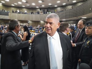 Milton Leite em ação: ex-presidente da Câmara de SP nega fuga e promete se apresentar
