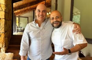 Mensagens revelam almoço ‘ultra vip’ oferecido a Alexandre de Moraes por Vorcaro