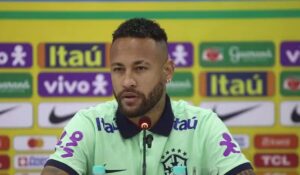 Neymar revela que disputou vitória contra Corinthians mesmo com febre: ‘Jogador de verdade’