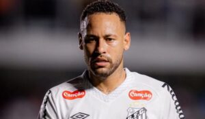 Neymar Sofre Lesão Grave e Vira Desfalque no Santos FC