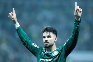 Palmeiras domina ranking de vendas mais caras do Brasil com 5 entre as 12 maiores