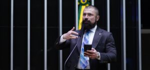 Emendas de Bilynskyj direcionam R$ 2,1 milhões à mesma empresa em sete cidades de SP