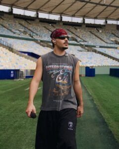 Pedro Sampaio faz história com Ricky Martin no intervalo da NFL no Rio