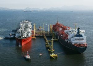 Petrobras e PPSA fecham contratos para comercializar gás natural do pré-sal
