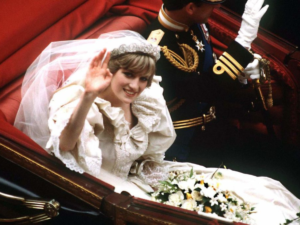 Príncipe Harry prepara filme sobre Diana em meio à tensão com William