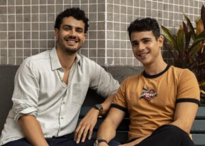 Pedro Alves sonha com triângulo amoroso em ‘Quem Ama Cuida’: Fernando, Mau Mau e Felipe!