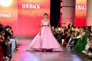 Raica Oliveira brilha em segundo dia de Metrópoles Catwalk com moda e arte interativa