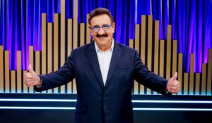 Programa do Ratinho completa 28 anos de pura magia no SBT!