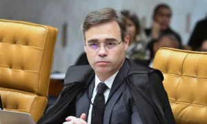 Deputado Reimont acusa Mendonça de censura em massa e protocola denúncia na PGR contra decisões do TSE