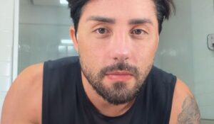 Rico Melquiades se retrata após proibir funcionárias de votar no PT