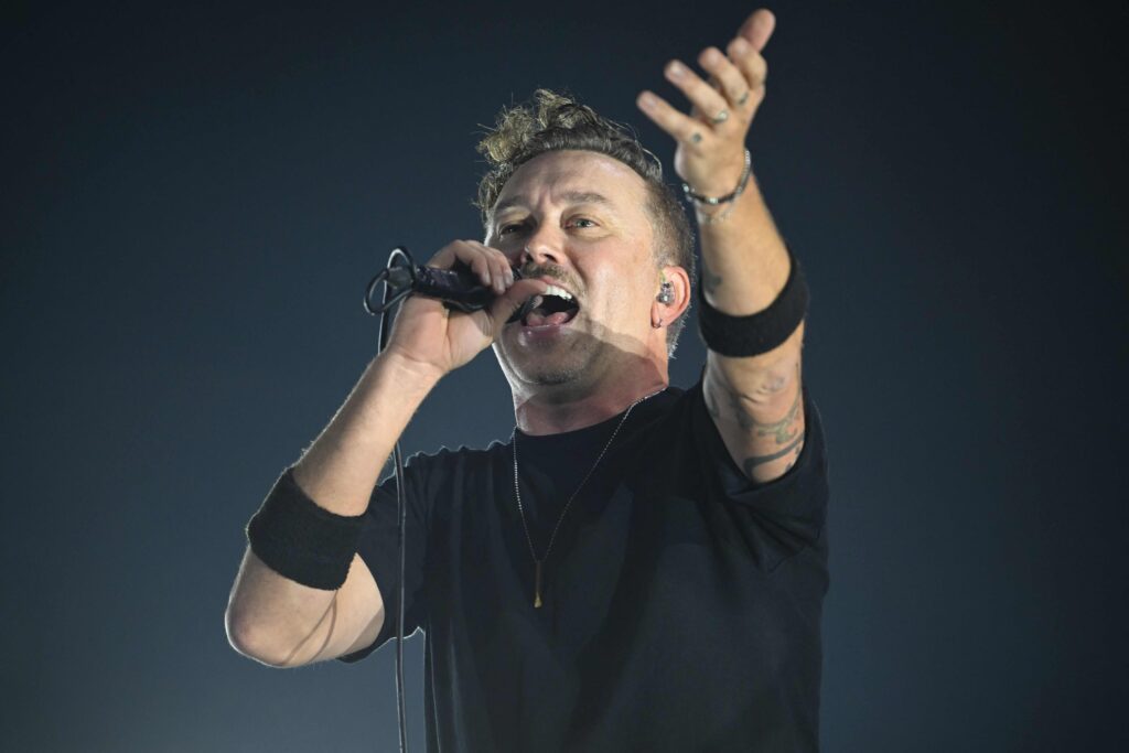 Rise Against: Vocalista revela susto antes do show no Rock in Rio 2026