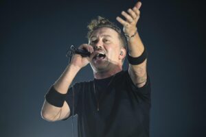 Rise Against: Vocalista revela susto antes do show no Rock in Rio 2026