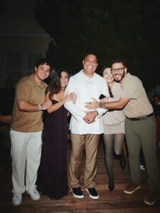Ronaldo Fenômeno reúne seus quatro filhos em foto rara no aniversário de 50 anos