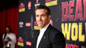 Ryan Reynolds revela o motivo de não querer grande festa para seus 50 anos