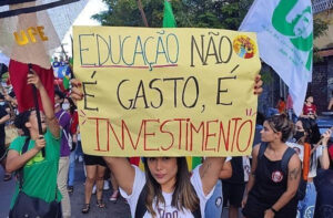 Ex-secretários do MEC de Bolsonaro surpreendem ao apoiar reeleição de Lula