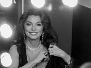 Shania Twain volta ao Brasil após 8 anos para show surpresa no interior de SP