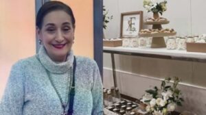 Sônia Abrão lança polêmico livro ‘Abaixo a Mulher Capacho’ com palestra impactante