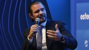 STF pede ajuda à PF para acessar dados de celular de Vorcaro; Mendonça e Fux encontram dificuldades