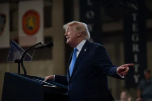 Trump ameaça cortar comércio com Europa se Canadá se aproximar da UE