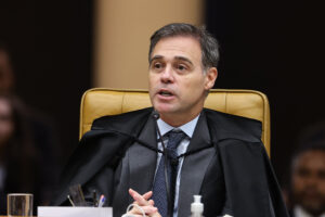 Mendonça será relator de ação de Zé Trovão contra reajuste do Bolsa Família no TSE