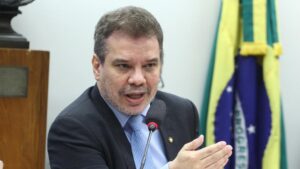 Ministro da Justiça rebate Trump duramente sobre fracasso no combate ao PCC e Comando Vermelho