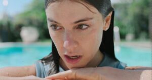 Alice Wegmann abre jogo sobre fé e personalidade em ‘Dom de Iludir’