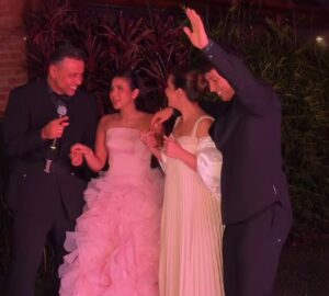 Aline Barros chora com atitude tocante da filha no aniversário de 15 anos