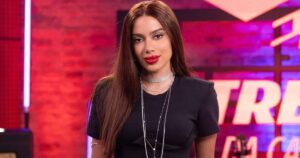 Anitta detona bolsonarismo e religiosos na política: ‘Devia ser crime’