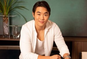 Arthur Paek revela como doramas e K-pop viralizaram a comida coreana no Brasil