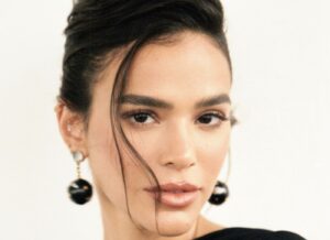 Bruna Marquezine entra de vez no circuito internacional com terceira temporada de Magnatas do Crime